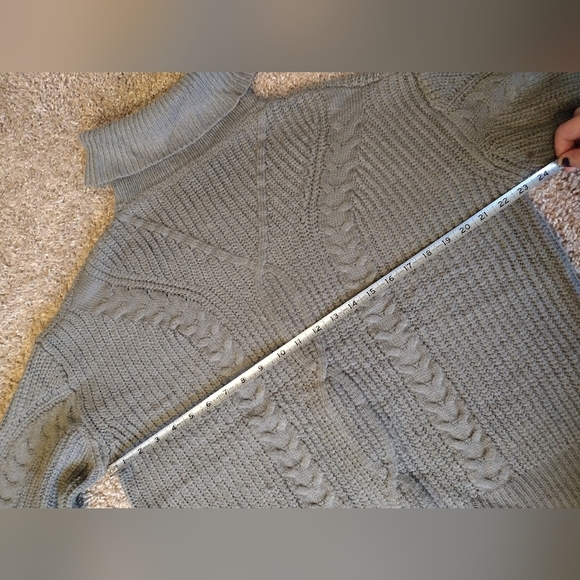Zesica Turtleneck Chunky Cozy Gray Cable Knit Pullover Sweater Medium - Picture 10 of 11